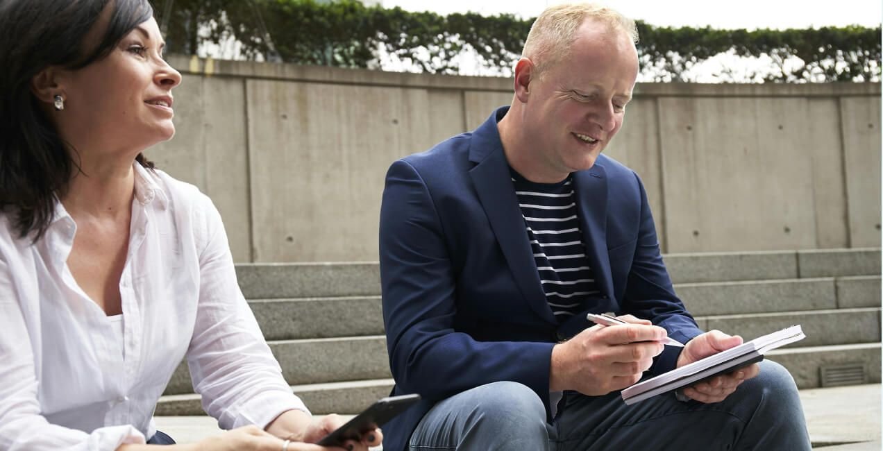 Recruiter providing interview coaching to hiring manager